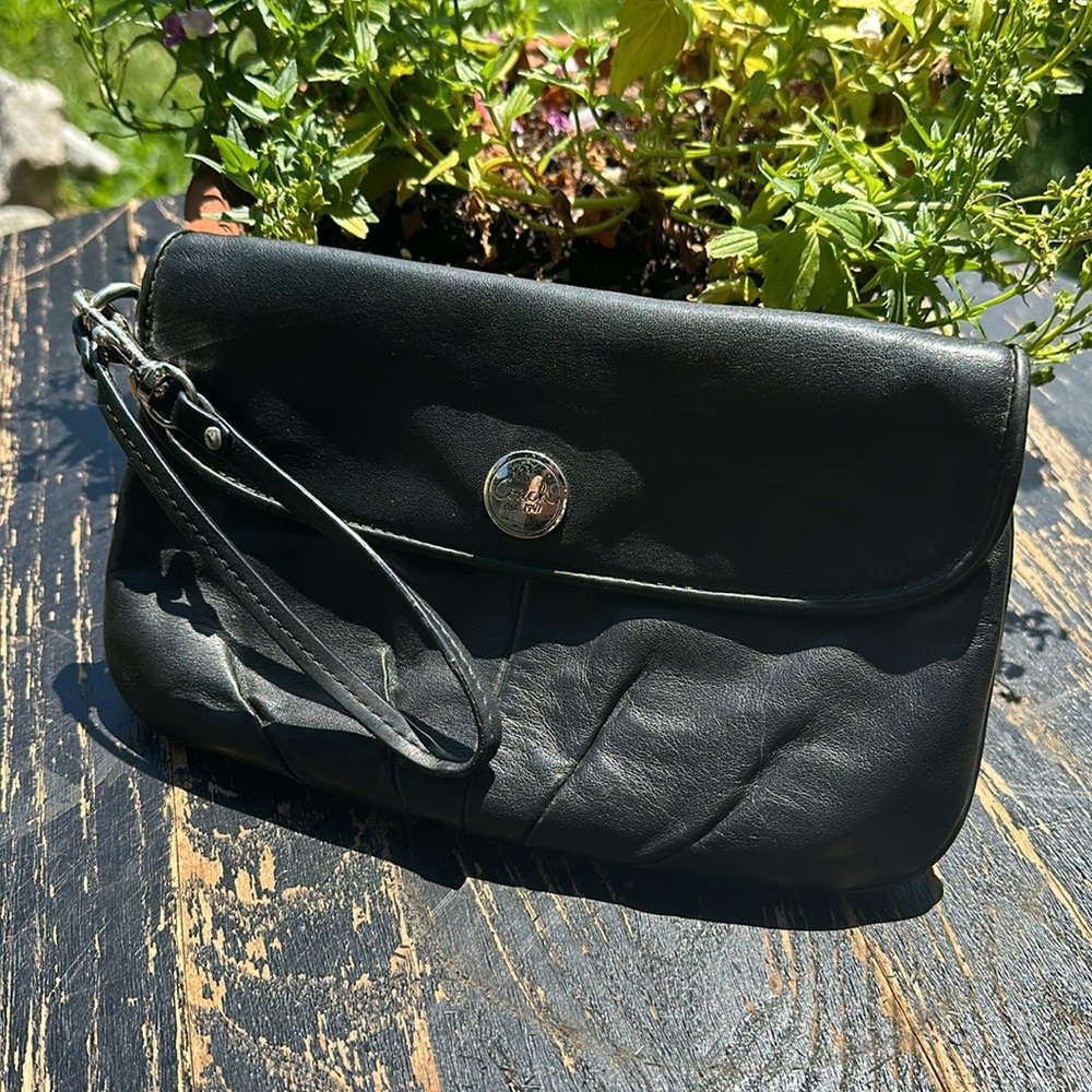 Coach black leather Wristlet